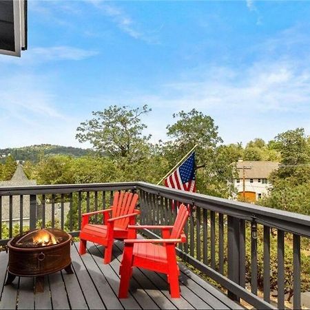 Charming Getaway Cabin Lake Arrowhead Exterior photo