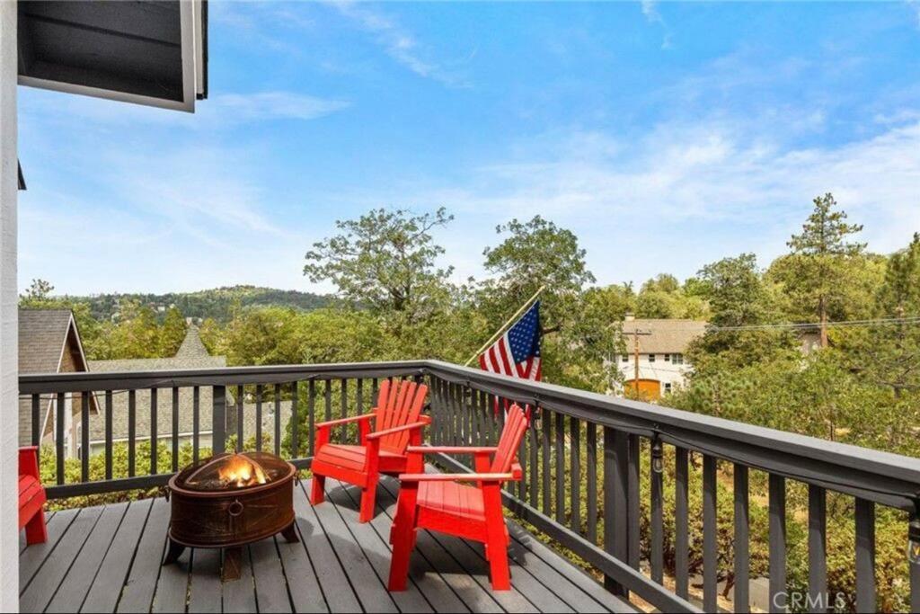 Charming Getaway Cabin Lake Arrowhead Exterior photo